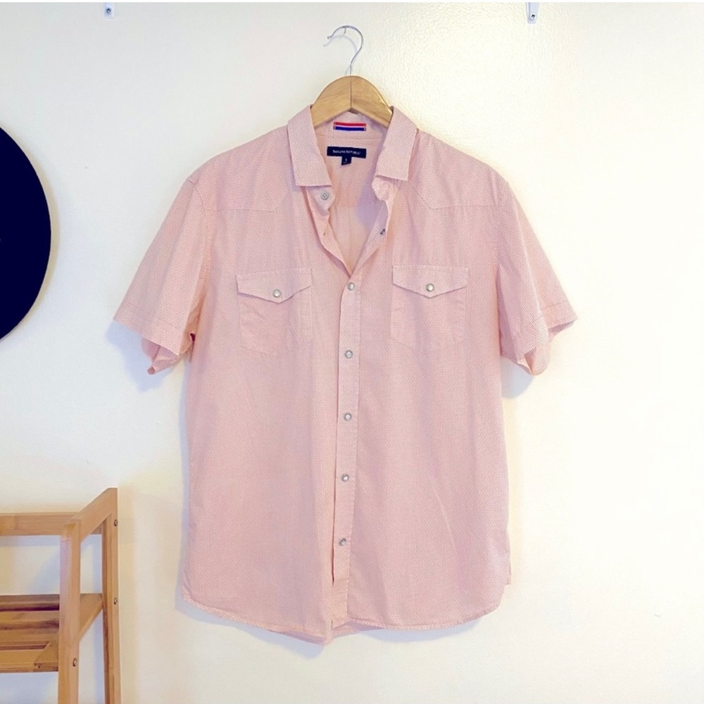 Banana Republic Printed Pearl Snap Short Sleeve Button Down Collared Shirt